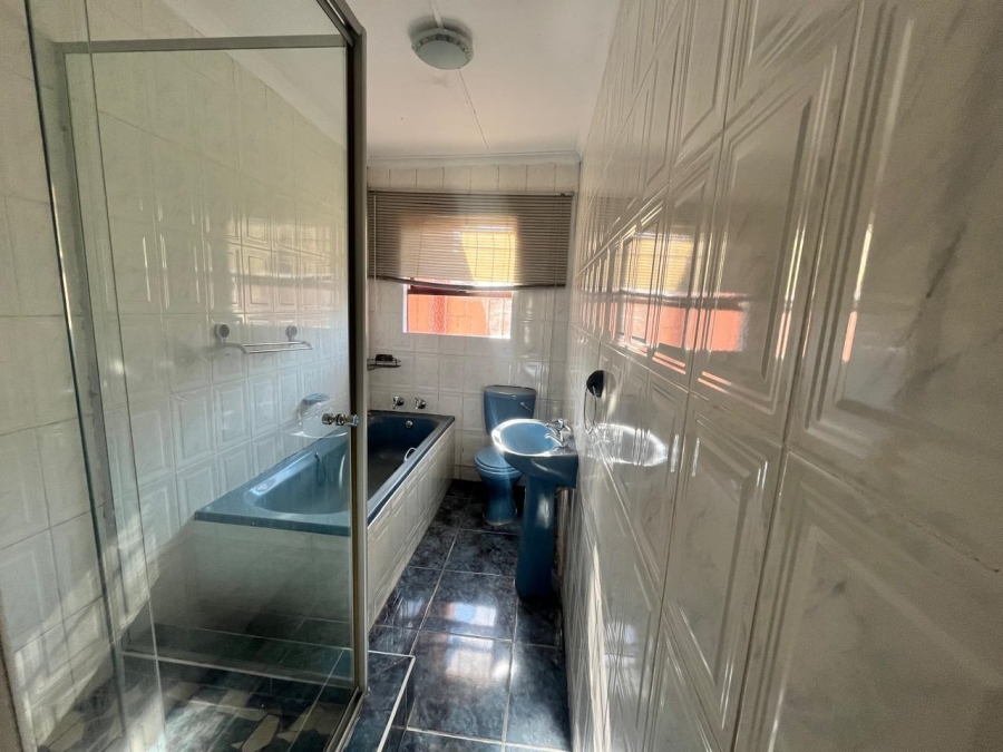 4 Bedroom Property for Sale in Haven Hills Eastern Cape